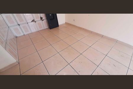 Casa para alugar com 50m², 1 quarto e sem vaga