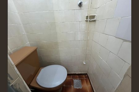 Apartamento para alugar com 65m², 2 quartos e 2 vagasBanheiro de serviço