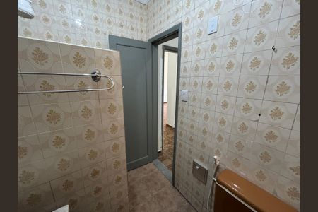 Apartamento para alugar com 65m², 2 quartos e 2 vagasBanheiro