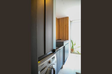 Apartamento à venda com 74m², 2 quartos e 2 vagasÁrea de Serviço