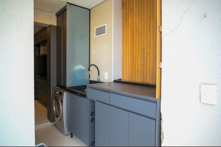 Apartamento à venda com 74m², 2 quartos e 2 vagasÁrea de Serviço