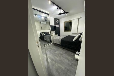 Apartamento à venda com 76m², 2 quartos e 1 vagaQuarto 2