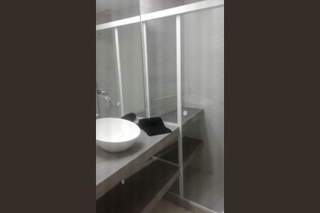 Apartamento à venda com 76m², 2 quartos e 1 vagaBanheiro