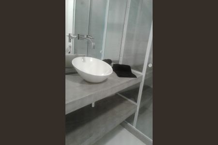 Apartamento à venda com 76m², 2 quartos e 1 vagaBanheiro