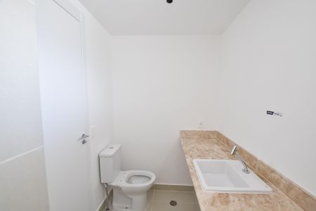 Apartamento à venda com 121m², 3 quartos e 2 vagas Apartamento à venda com 121m², 3 quartos e 2 vagasBanheiro da suíte 1