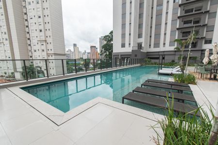 Apartamento à venda com 121m², 3 quartos e 2 vagas Apartamento à venda com 121m², 3 quartos e 2 vagasÁrea comum - Piscina