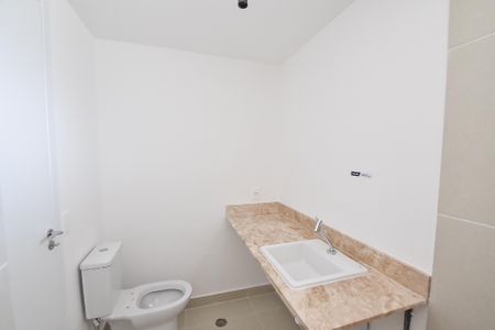 Apartamento à venda com 121m², 3 quartos e 2 vagas Apartamento à venda com 121m², 3 quartos e 2 vagasBanheiro da suíte 1