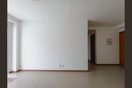 Apartamento para alugar com 187m², 2 quartos e 2 vagasSala