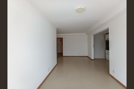 Apartamento para alugar com 187m², 2 quartos e 2 vagasSala