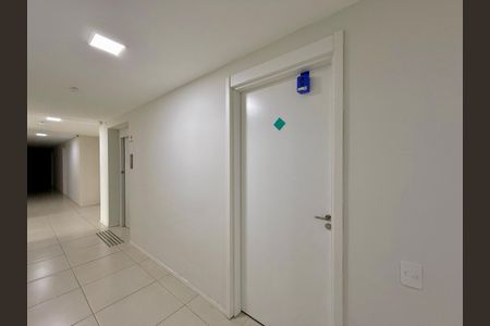 Apartamento para alugar com 41m², 2 quartos e 1 vaga Apartamento para alugar com 41m², 2 quartos e 1 vagaHall Apartamento