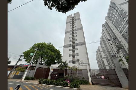 Apartamento para alugar com 41m², 2 quartos e 1 vaga Apartamento para alugar com 41m², 2 quartos e 1 vagaFachada