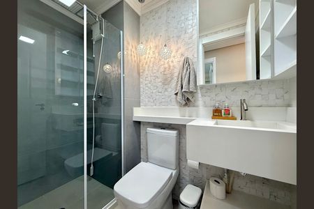 Apartamento para alugar com 41m², 2 quartos e 1 vaga Apartamento para alugar com 41m², 2 quartos e 1 vagaBanheiro
