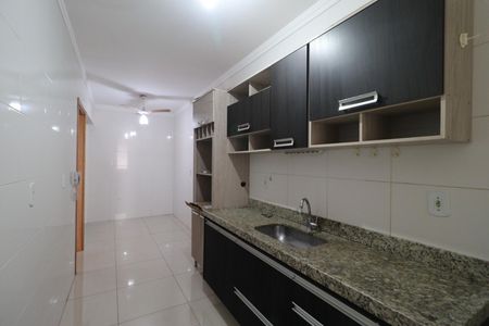 Apartamento para alugar com 120m², 3 quartos e 2 vagas Apartamento para alugar com 120m², 3 quartos e 2 vagasCozinha