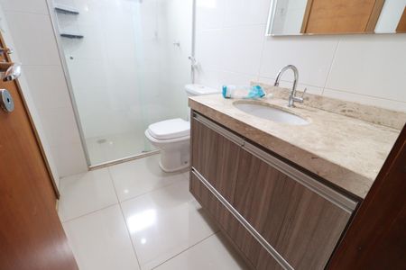 Apartamento para alugar com 120m², 3 quartos e 2 vagas Apartamento para alugar com 120m², 3 quartos e 2 vagasBanheiro da Suíte 2