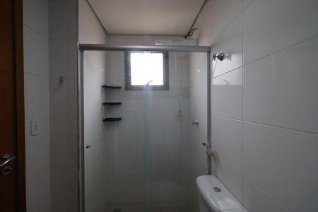 Apartamento para alugar com 120m², 3 quartos e 2 vagas Apartamento para alugar com 120m², 3 quartos e 2 vagasBanheiro da Suíte 2