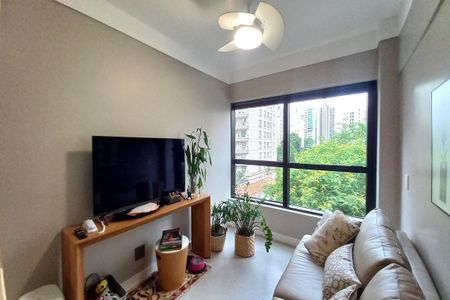 Sala de apartamento à venda com 2 quartos, 70m² em Cambuí, Campinas
