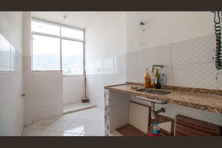 Apartamento à venda com 72m², 2 quartos e sem vagaCozinha
