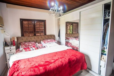 Casa à venda com 4 quartos, 360m² em Sapê, Niterói