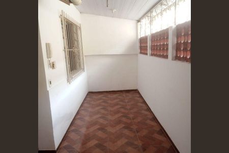 Casa à venda com 2 quartos, 69m² em Santa Rosa, Niterói