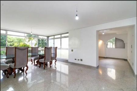 Apartamento à venda com 2 quartos, 145m² em Vila Mariana, São Paulo