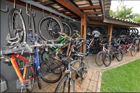 Apartamento à venda com 111m², 2 quartos e 1 vaga Apartamento à venda com 111m², 2 quartos e 1 vagaBicicletário