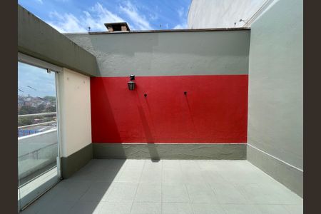 Apartamento à venda com 111m², 2 quartos e 1 vaga Apartamento à venda com 111m², 2 quartos e 1 vagaCobertura