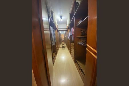 Apartamento à venda com 332m², 5 quartos e 4 vagas Apartamento à venda com 332m², 5 quartos e 4 vagasFoto 19