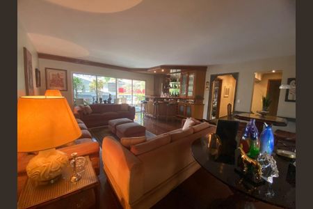 Apartamento à venda com 332m², 5 quartos e 4 vagas Apartamento à venda com 332m², 5 quartos e 4 vagasFoto 05