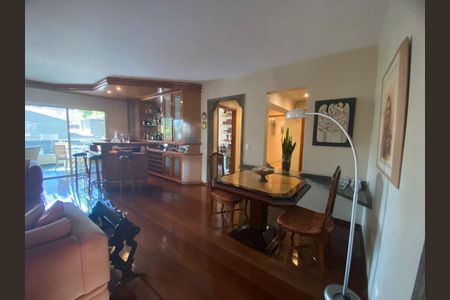 Apartamento à venda com 332m², 5 quartos e 4 vagas Apartamento à venda com 332m², 5 quartos e 4 vagasFoto 06