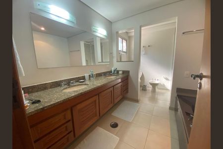 Apartamento à venda com 332m², 5 quartos e 4 vagas Apartamento à venda com 332m², 5 quartos e 4 vagasFoto 20