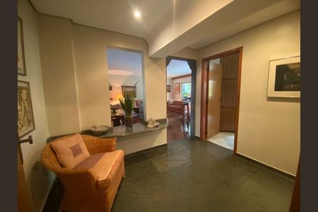 Apartamento à venda com 332m², 5 quartos e 4 vagas Apartamento à venda com 332m², 5 quartos e 4 vagasFoto 02