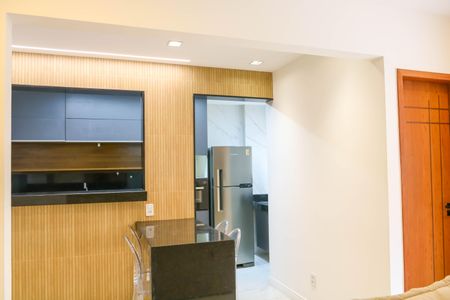 Apartamento à venda com 73m², 2 quartos e 1 vagaSala