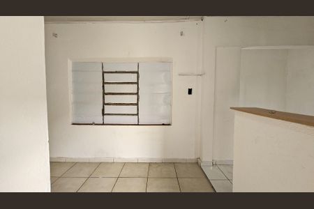 Casa para alugar com 2 quartos, 30m² em Campininha, São Paulo