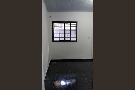 Sala de casa para alugar com 1 quarto, 50m² em Curicica, Rio de Janeiro