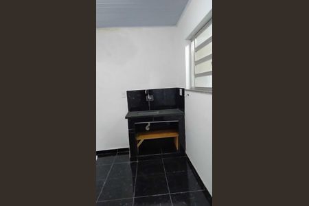 Cozinha de casa para alugar com 1 quarto, 50m² em Curicica, Rio de Janeiro