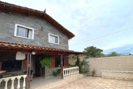 Casa para alugar com 300m², 5 quartos e 3 vagasÁrea externa