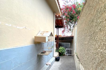 Casa para alugar com 300m², 5 quartos e 3 vagasÁrea externa lateral