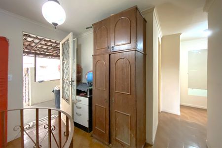 Casa para alugar com 300m², 5 quartos e 3 vagasHall da Escada