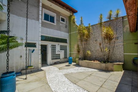 Casa à venda com 440m², 3 quartos e 5 vagasQuintal