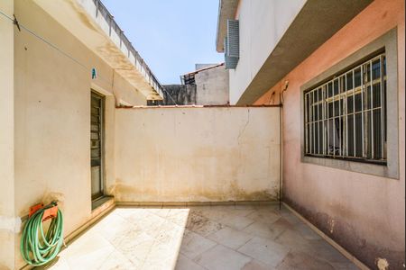 Casa à venda com 440m², 3 quartos e 5 vagasQuintal