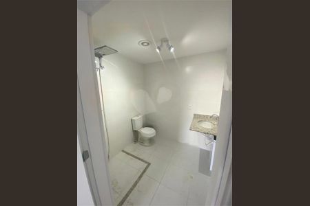 Apartamento à venda com 30m², 1 quarto e sem vaga