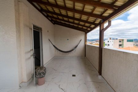 Apartamento à venda com 91m², 2 quartos e 1 vagaCoberutra - Banheiro