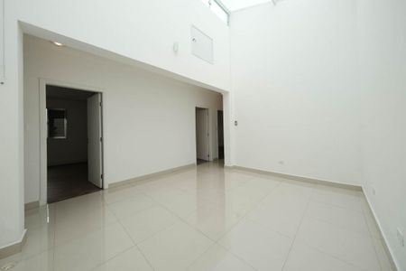 Casa para alugar com 261m², 4 quartos e 4 vagasSala