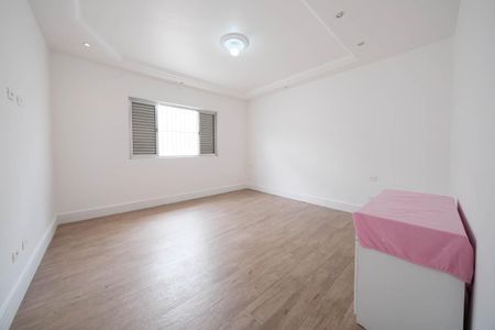 Casa para alugar com 261m², 4 quartos e 4 vagasQuarto 2