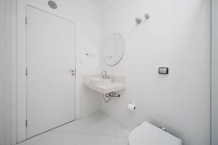 Casa para alugar com 261m², 4 quartos e 4 vagasBanheiro 1