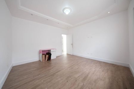 Casa para alugar com 261m², 4 quartos e 4 vagasQuarto 3