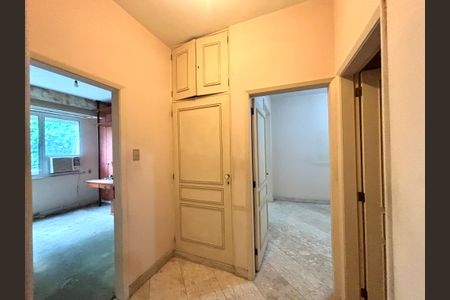 Apartamento à venda com 105m², 3 quartos e 1 vaga Apartamento à venda com 105m², 3 quartos e 1 vagaCorredor