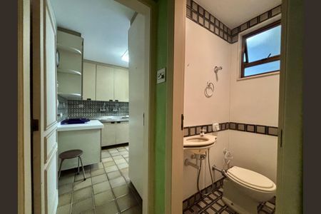 Apartamento à venda com 105m², 3 quartos e 1 vaga Apartamento à venda com 105m², 3 quartos e 1 vagaLavabo