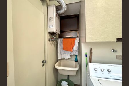 Apartamento à venda com 105m², 3 quartos e 1 vaga Apartamento à venda com 105m², 3 quartos e 1 vagaÁrea de Serviço