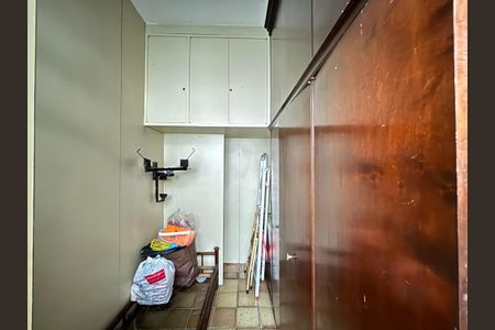 Apartamento à venda com 105m², 3 quartos e 1 vaga Apartamento à venda com 105m², 3 quartos e 1 vagaQuarto de Serviço